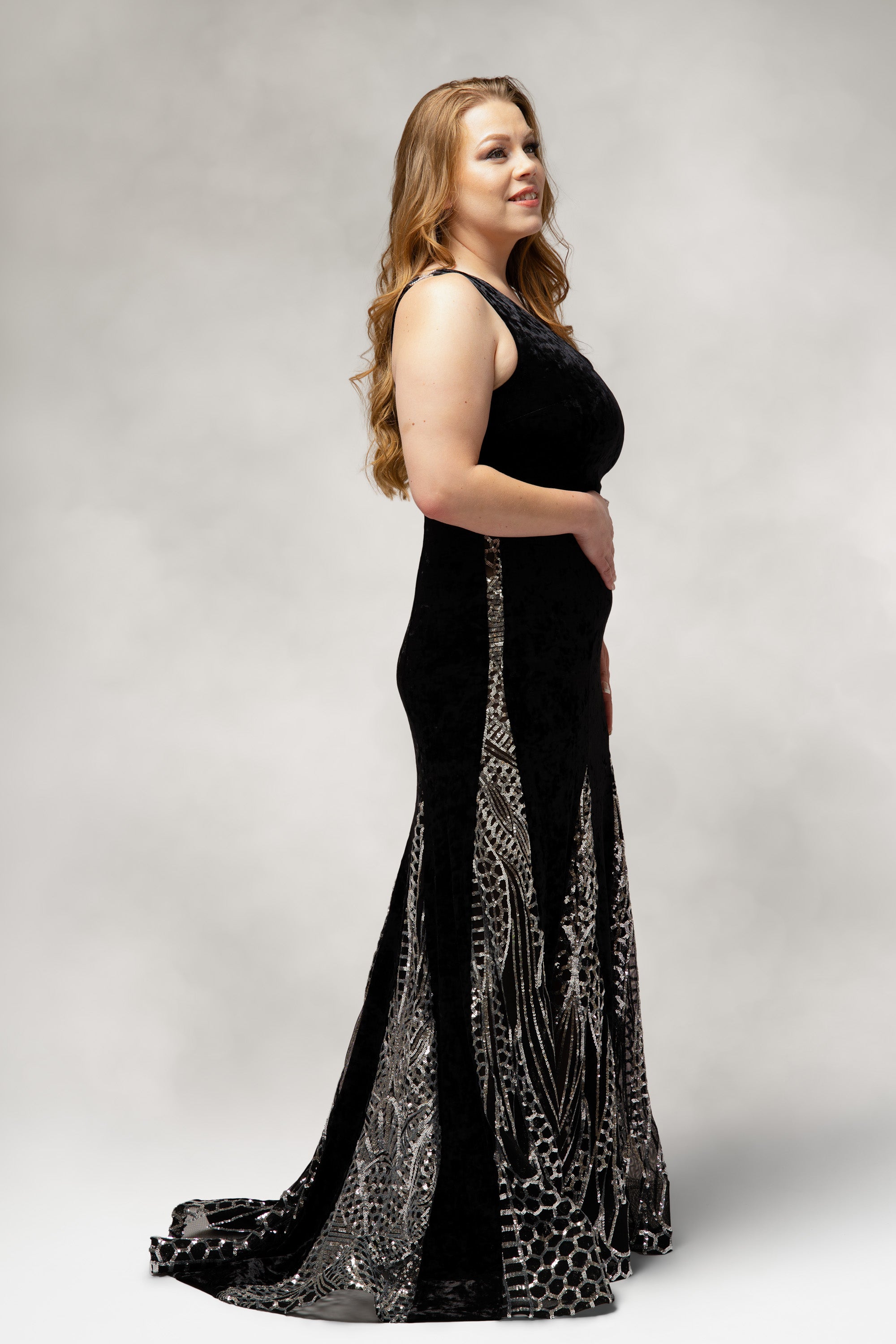 パーティードレス Delamere One-Shoulder Sequin Gown Roland Mouret Delamere One-Shoulder Sequin Gown - Runway Catalog